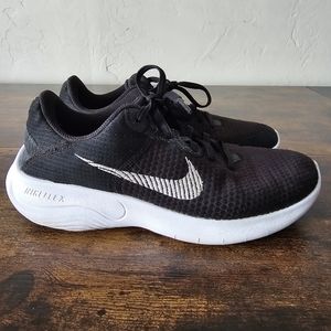 Womens NikeFlex Shoes
